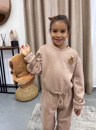 Capybara gyerek unisex melegítő szett - Bézs