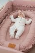 Naras Kids pamut babafészek - fodros púderrózsaszín