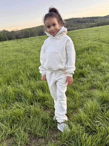 Krém kapucnis anya - gyerek unisex melegítő szett / Gyerek - akár névre szóló hímzéssel